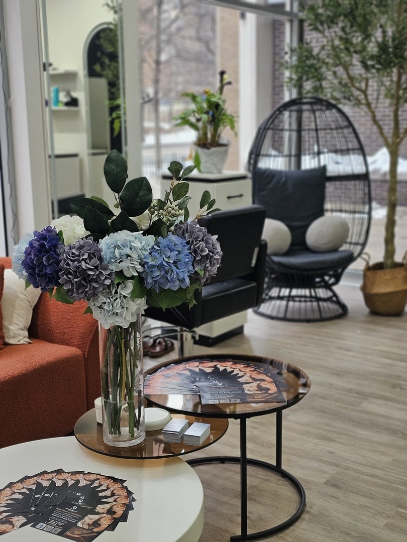 3110 N Sheridan Road, Chicago, IL 60657