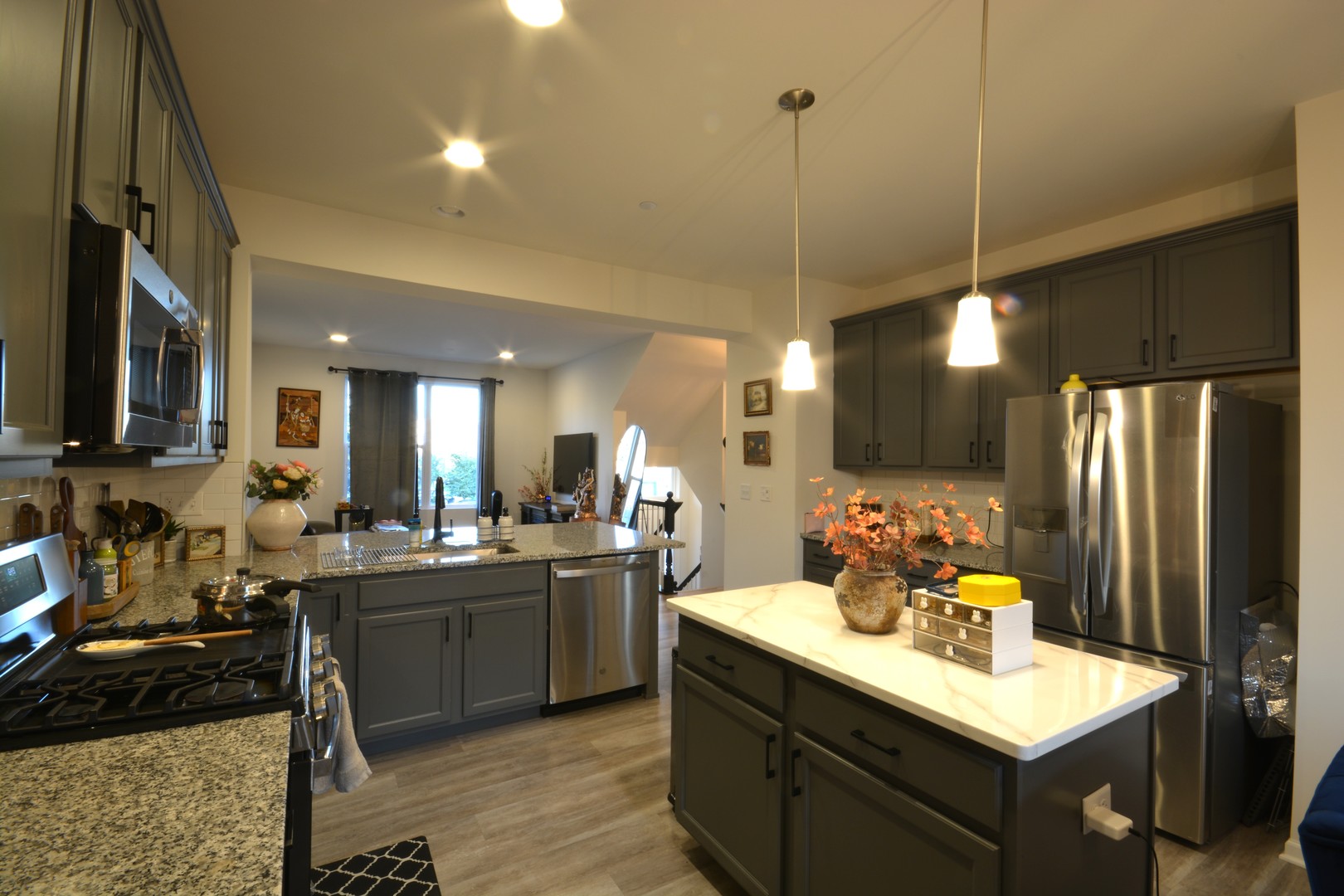 3S624 Everton Drive, Warrenville, IL 60555