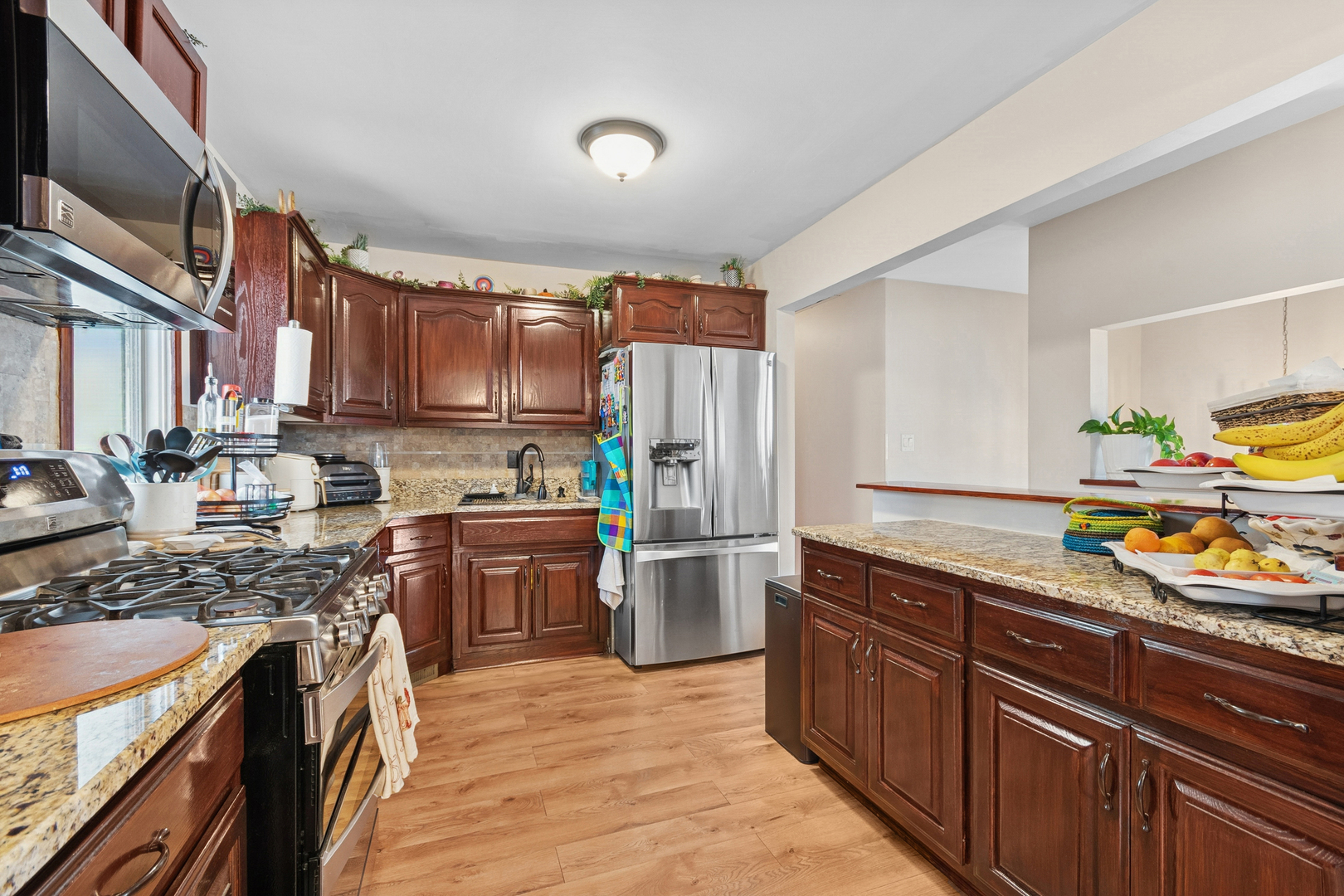 341 Woodlyn Drive, Aurora, IL 60505