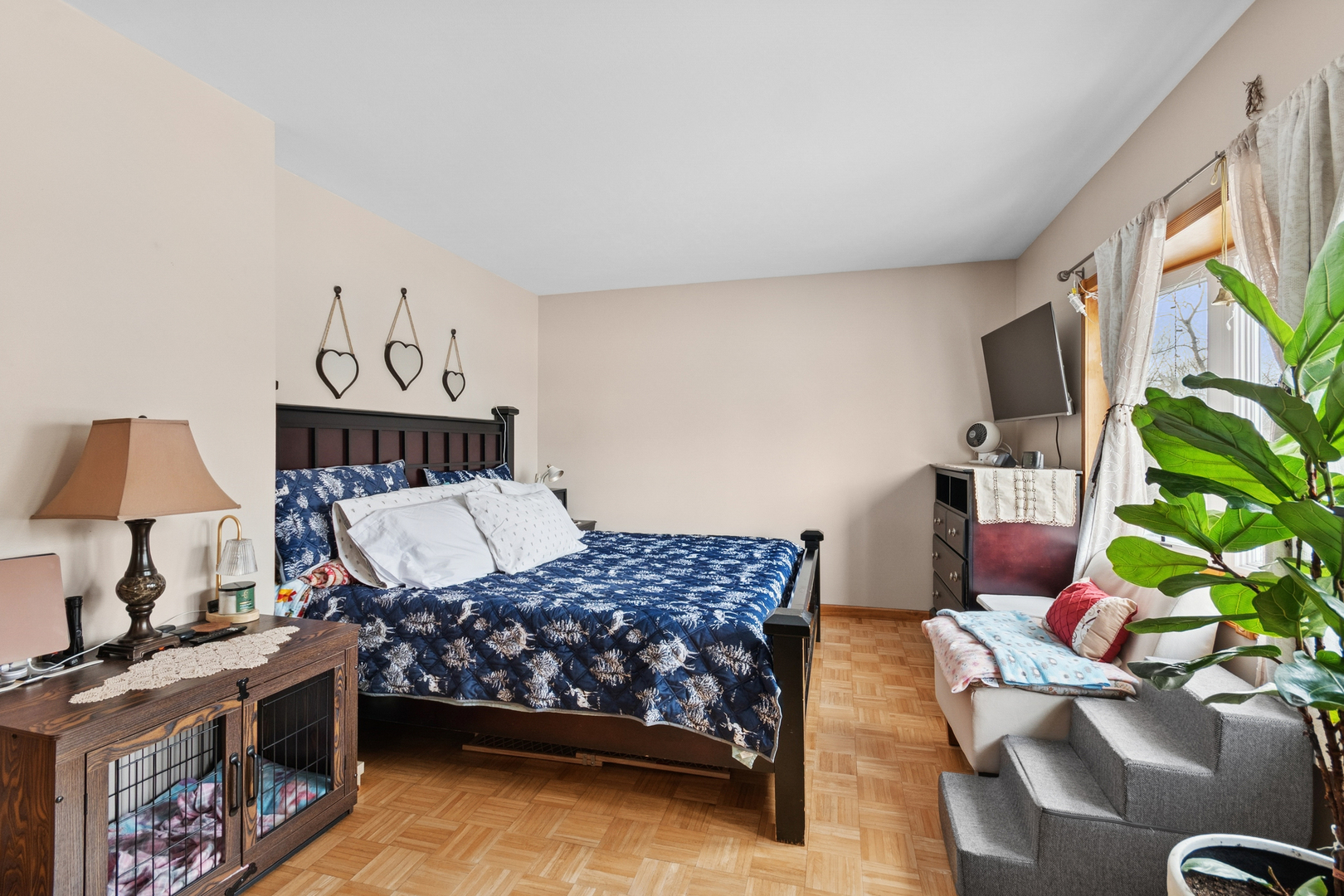 341 Woodlyn Drive, Aurora, IL 60505