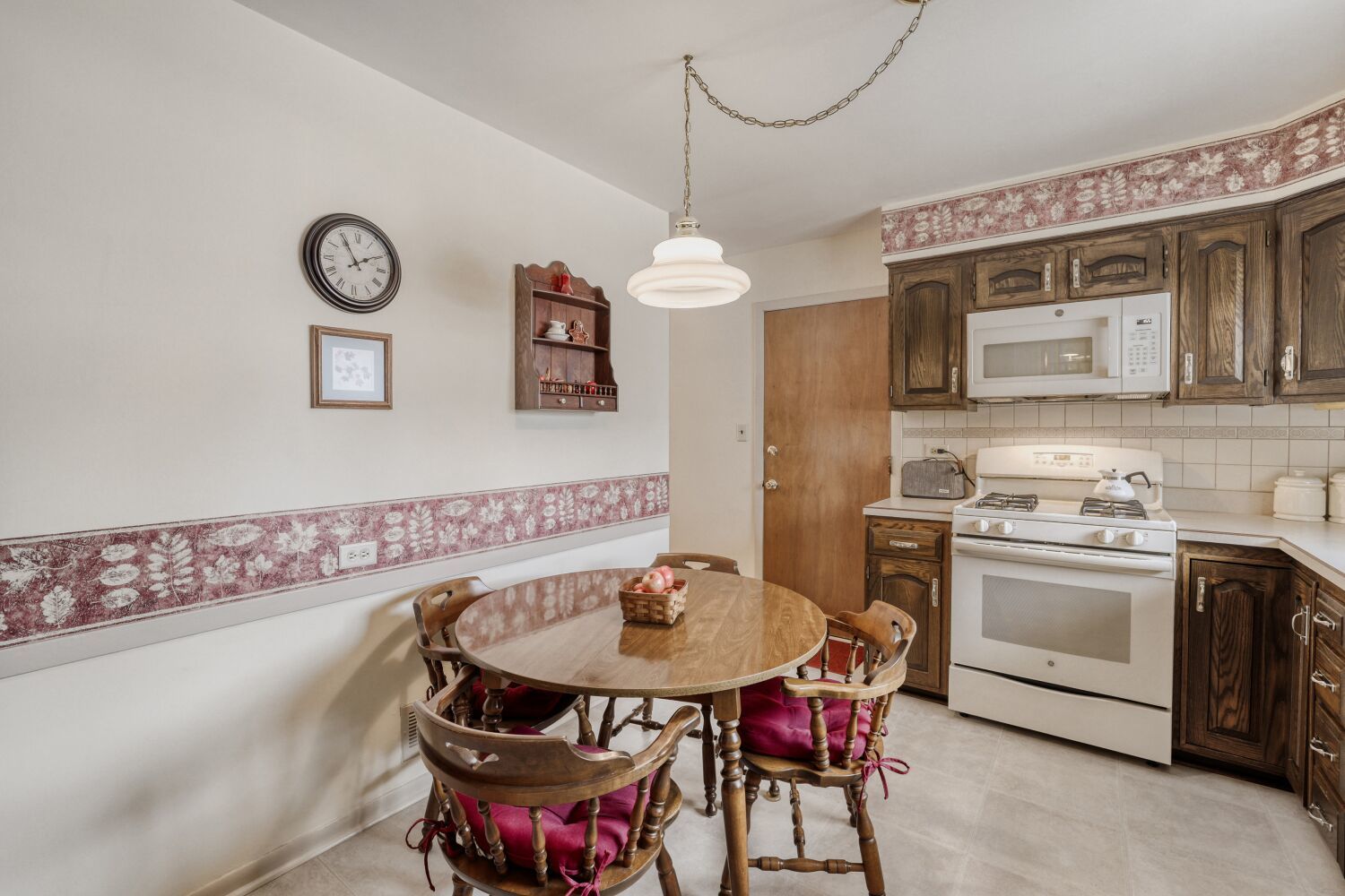 2406 N Lafayette Street, Arlington Heights, IL 60004