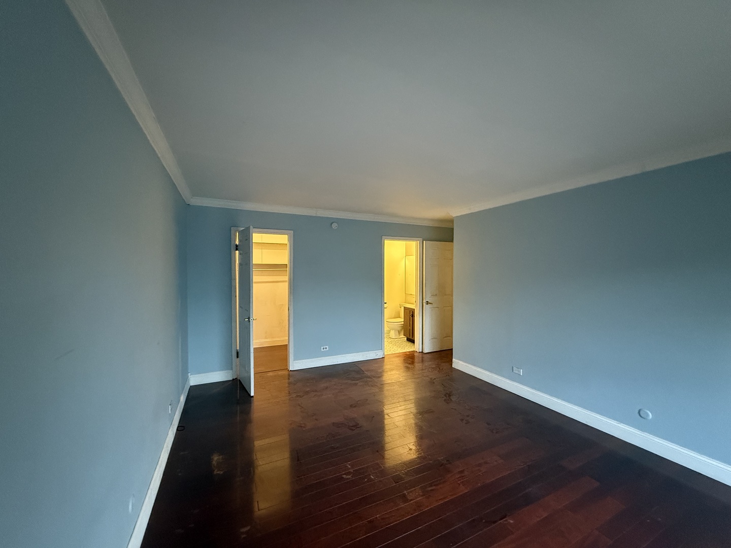 7 E CARRIAGEWAY Drive #311, Hazel Crest, IL 60429