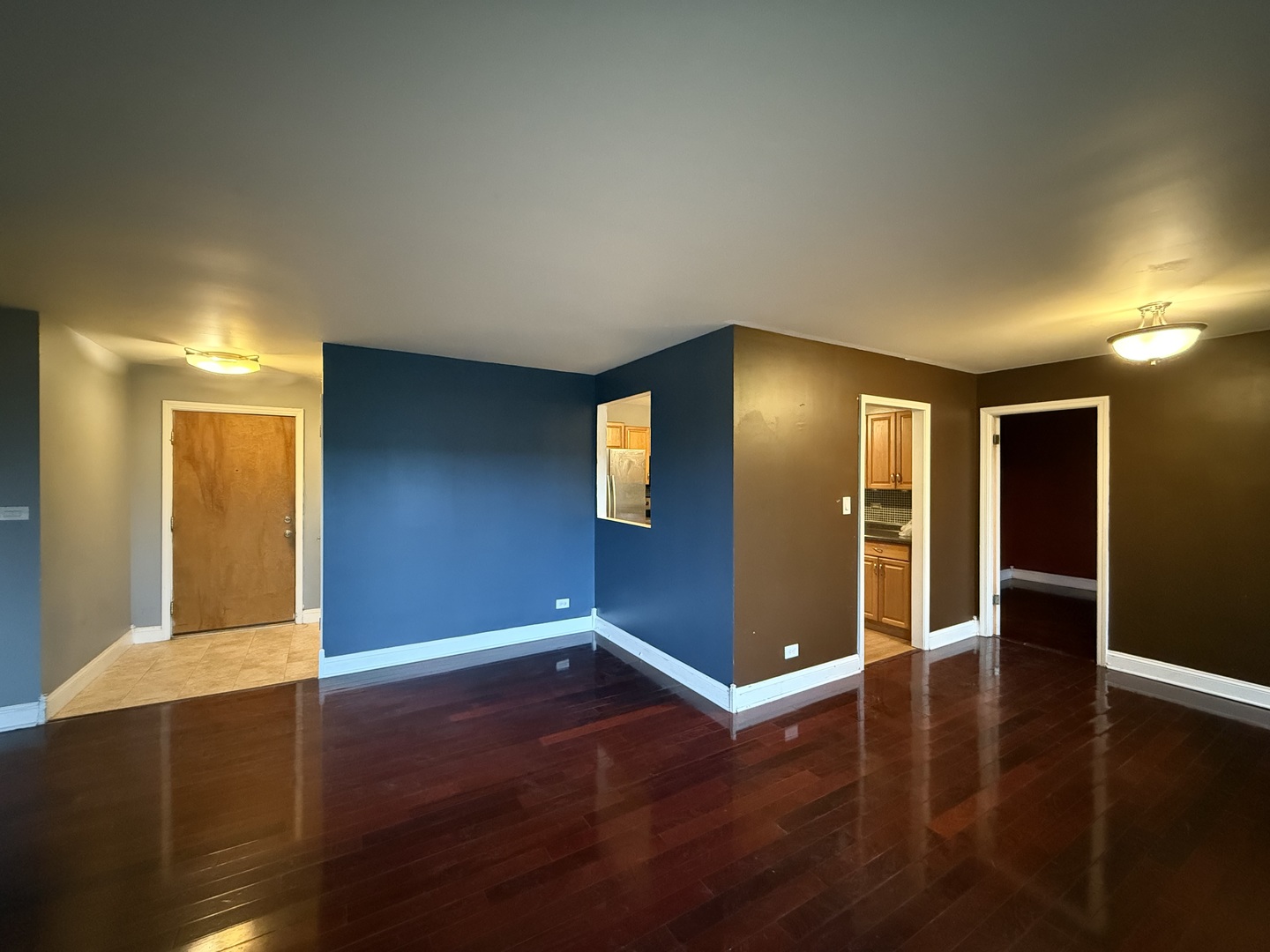 7 E CARRIAGEWAY Drive #311, Hazel Crest, IL 60429