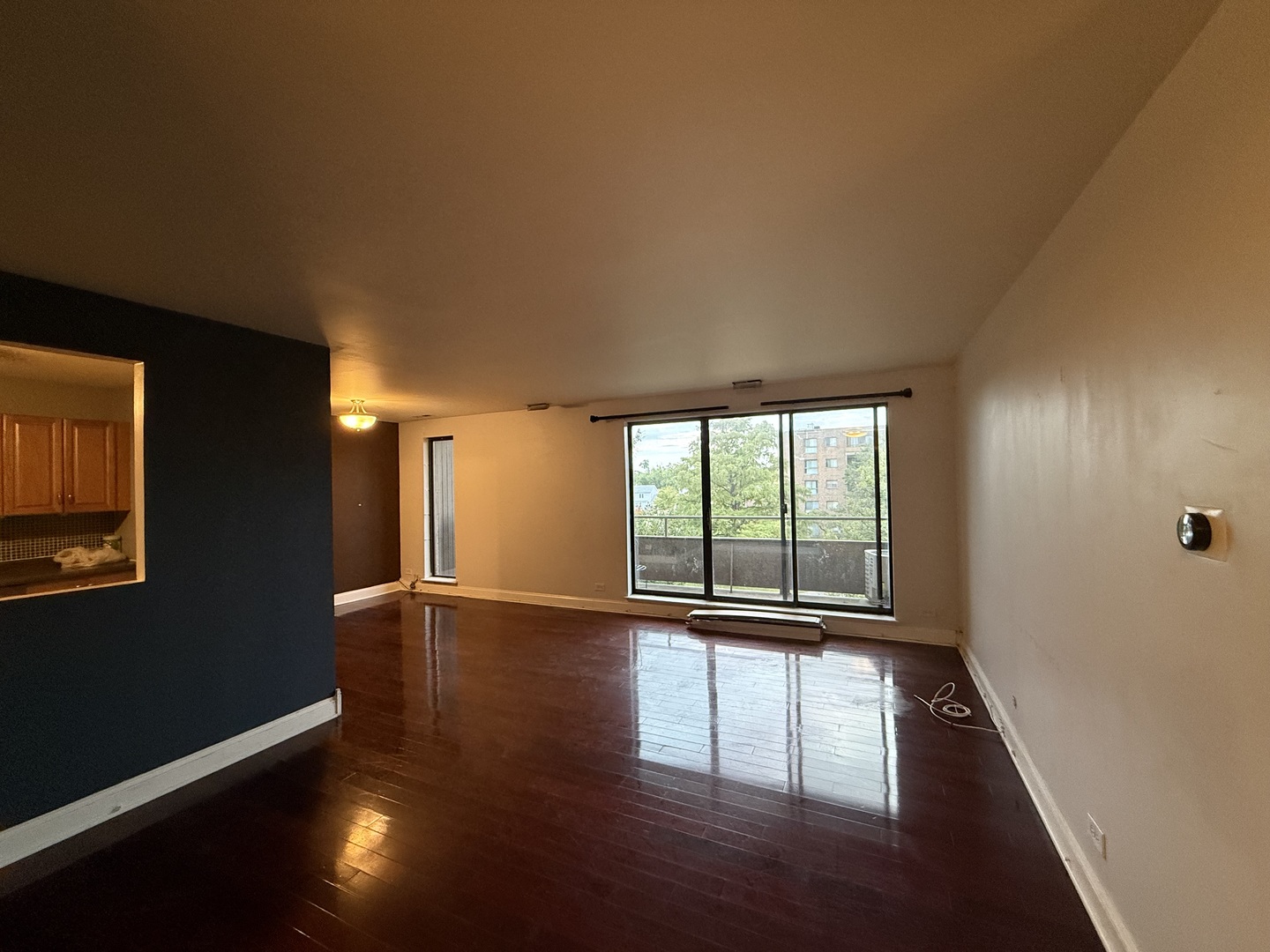 7 E CARRIAGEWAY Drive #311, Hazel Crest, IL 60429