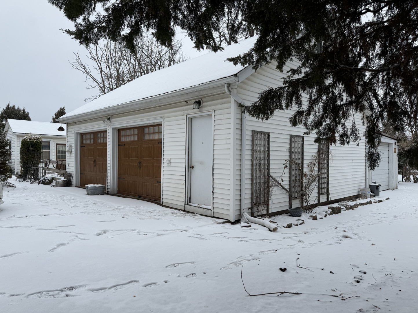 6s151 Old Eola Road, Eola, IL 60519