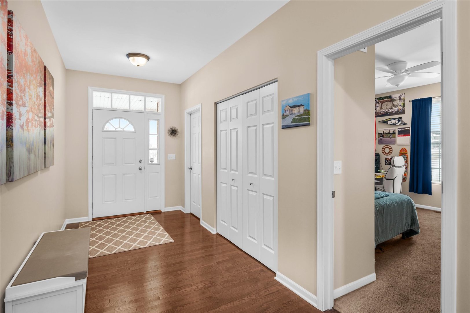 1037 N Carly Circle, Yorkville, IL 60560