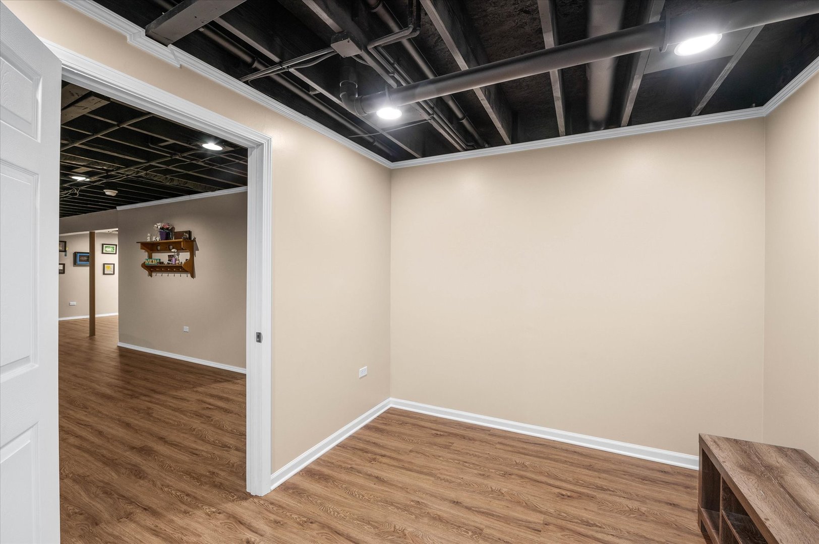 1037 N Carly Circle, Yorkville, IL 60560