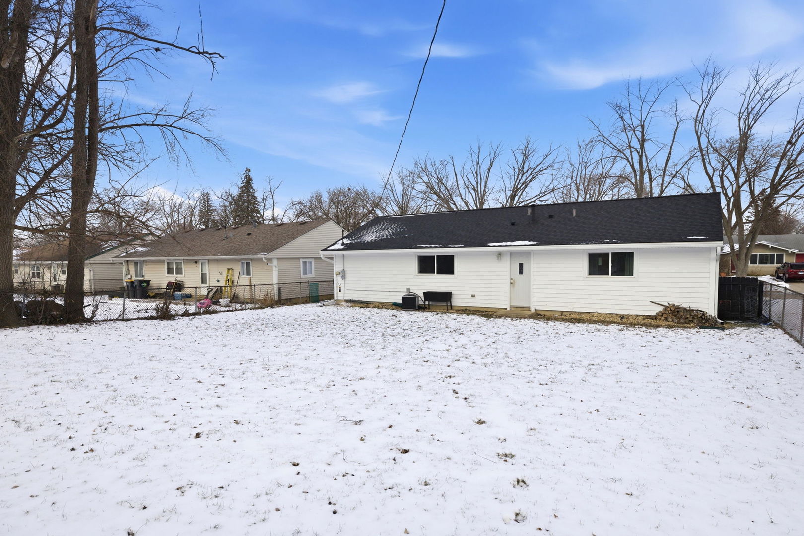 733 Oriole Drive, Streamwood, IL 60107