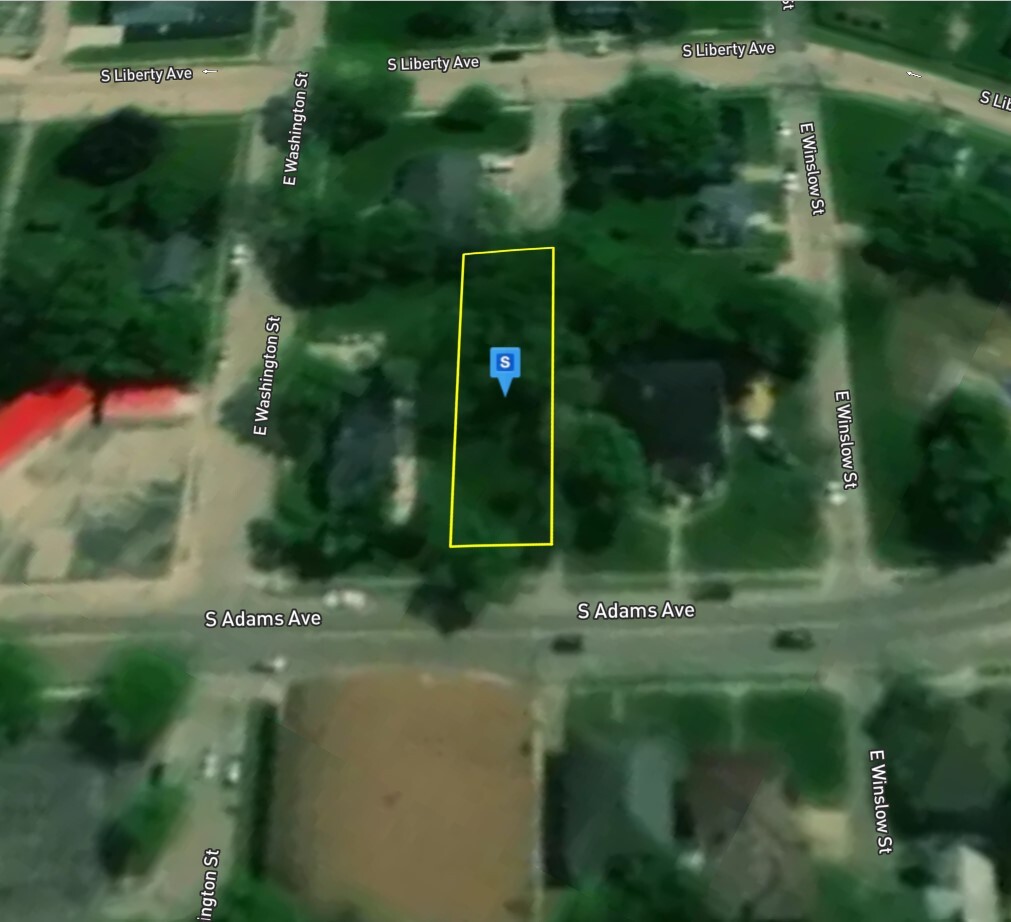 411 S Adams Avenue, Freeport, IL 61032