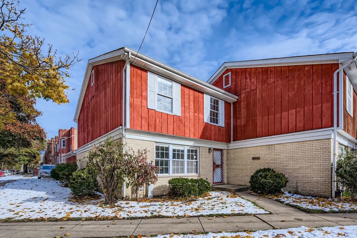 8001 S Essex Avenue, Chicago, IL 60617