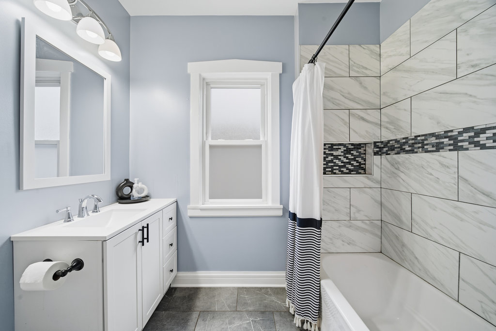 1826 S 49th Court, Cicero, IL 60804