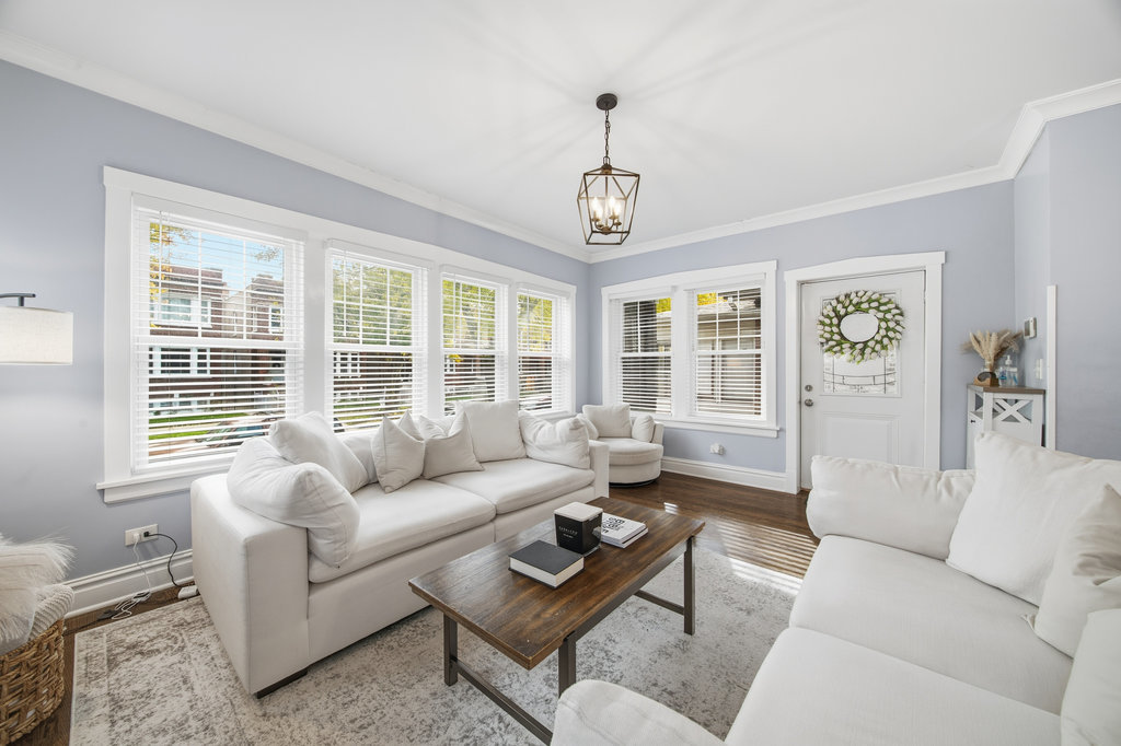 1826 S 49th Court, Cicero, IL 60804