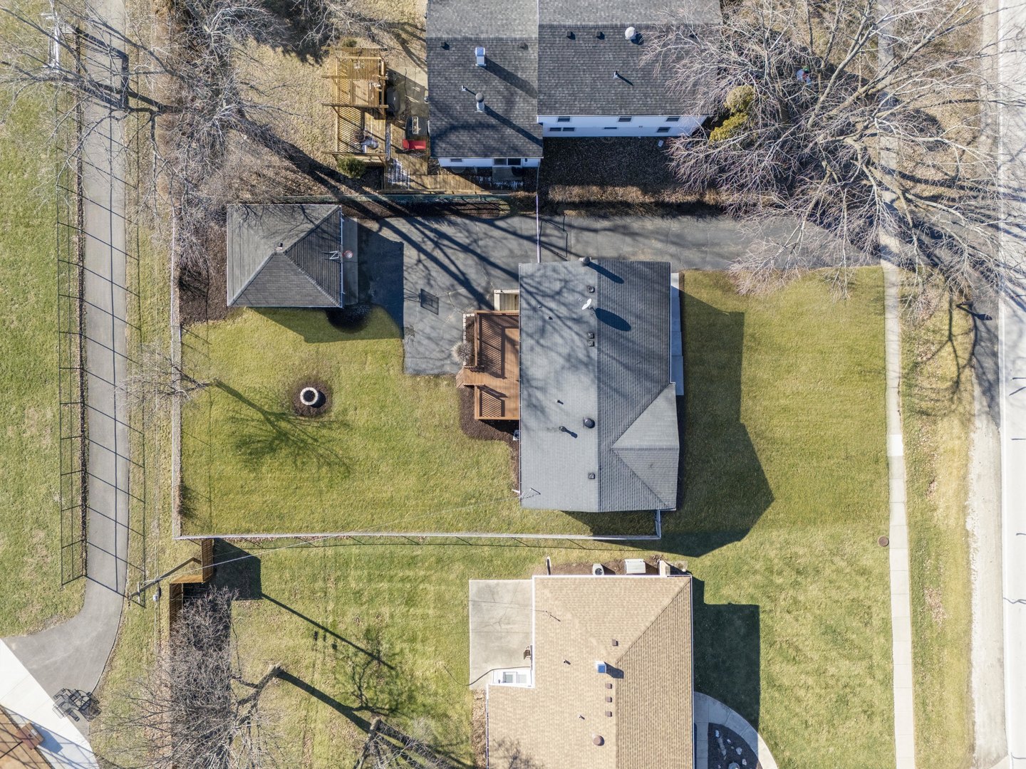 27W073 Jewell Road, Winfield, IL 60190