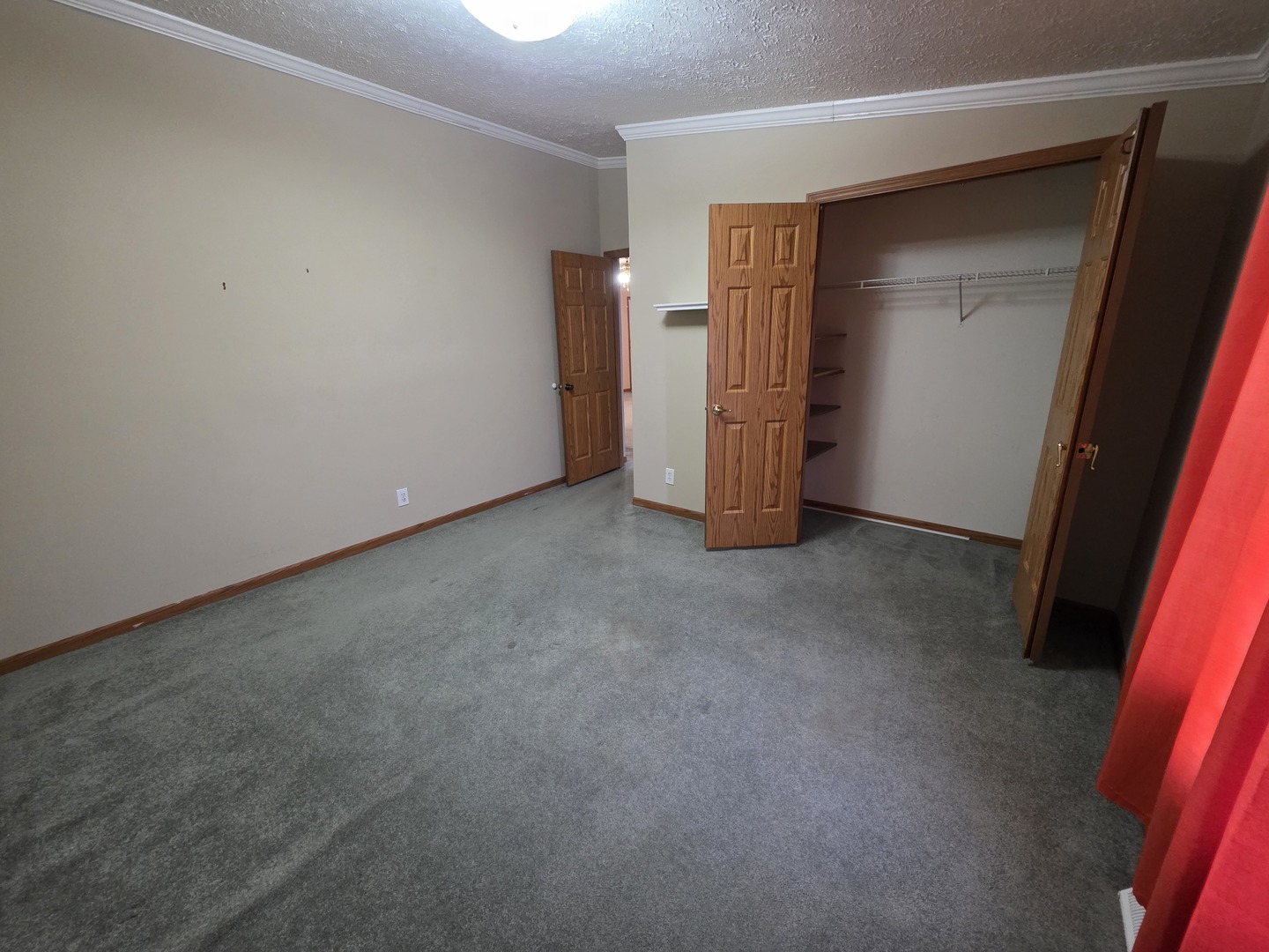 106 Champion Drive, Chenoa, IL 61726