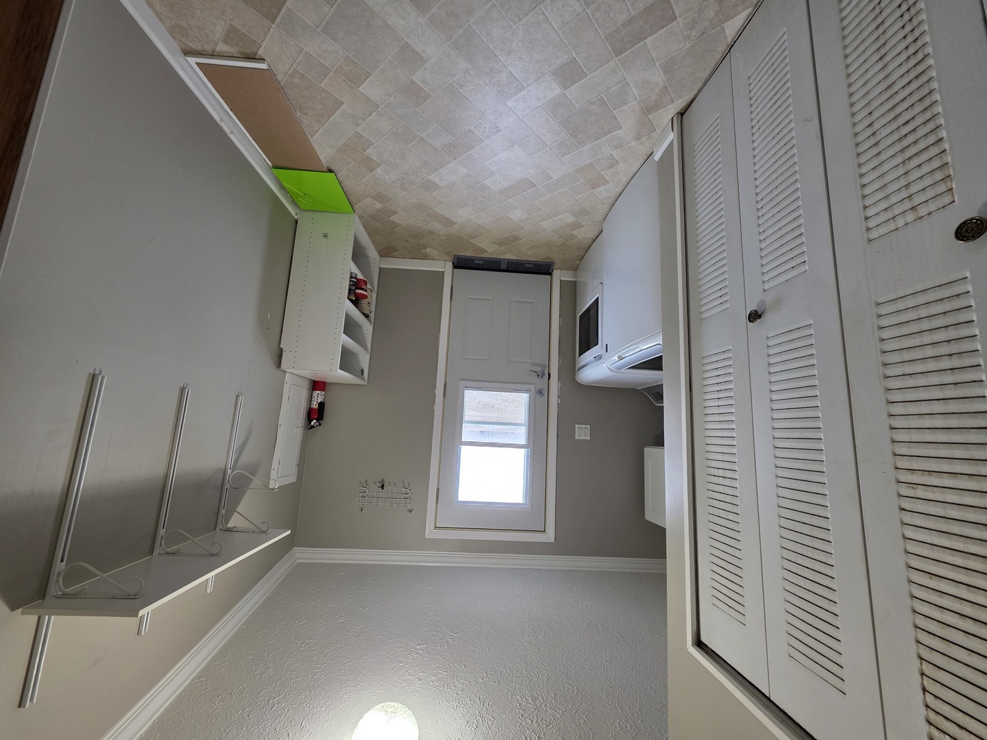 106 Champion Drive, Chenoa, IL 61726