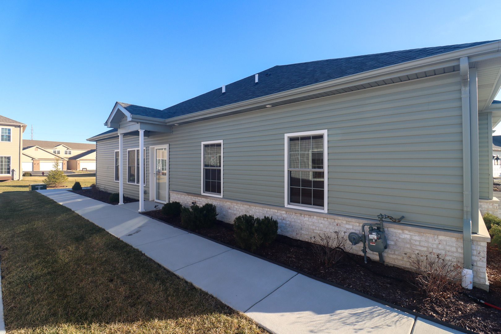 934 Lexington Street, McHenry, IL 60050