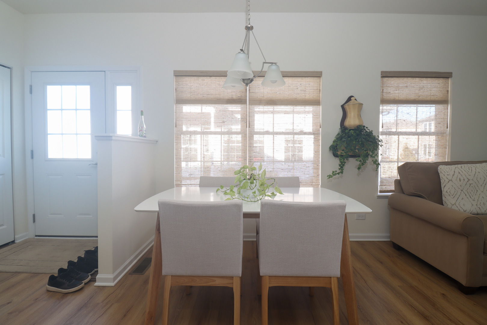 934 Lexington Street, McHenry, IL 60050