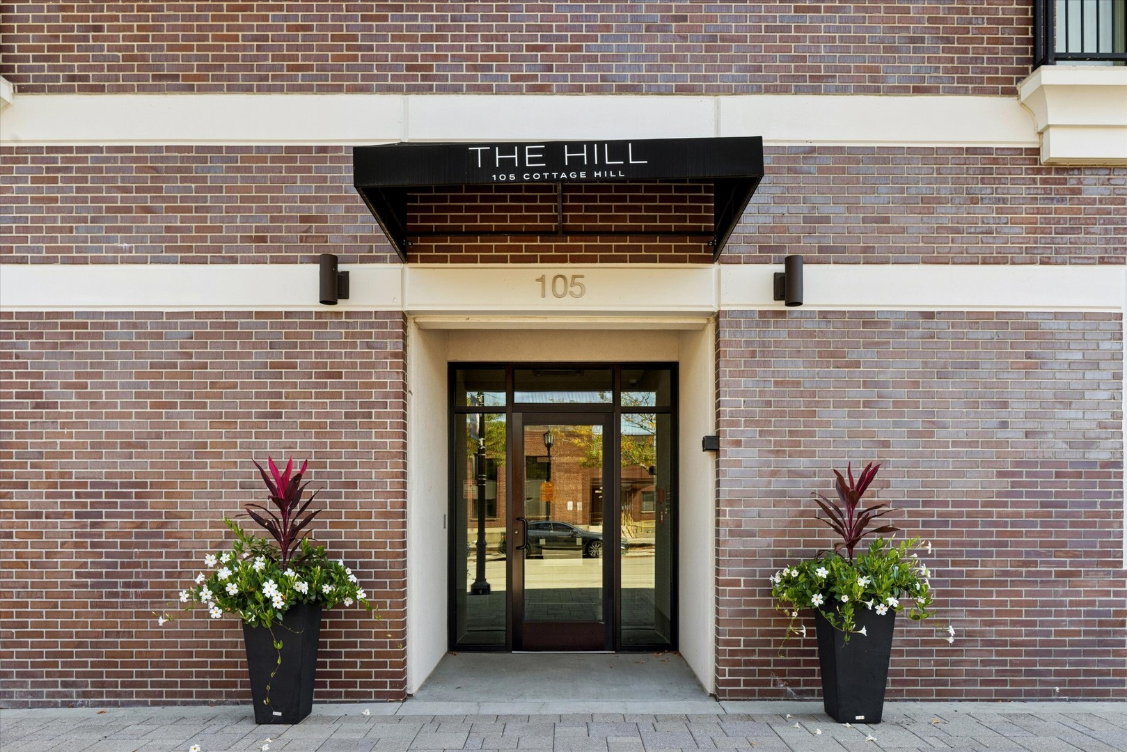 105 S Cottage Hill Avenue #304, Elmhurst, IL 60126