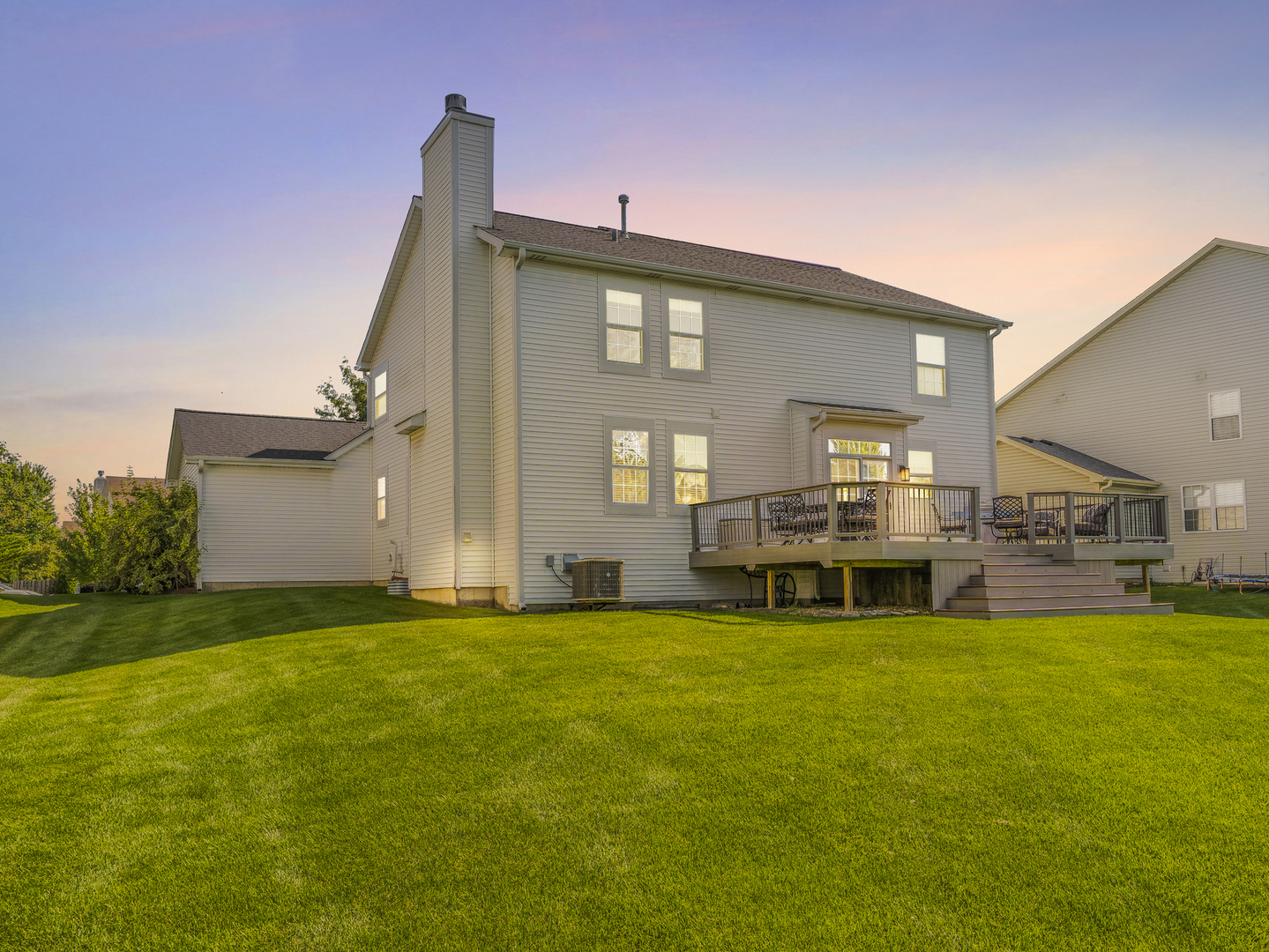 719 Eagle Brook Lane, Naperville, IL 60565