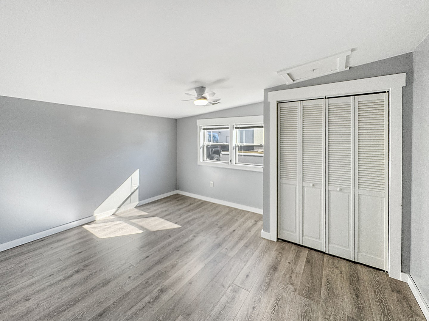 200 E Grove Street, Utica, IL 61373