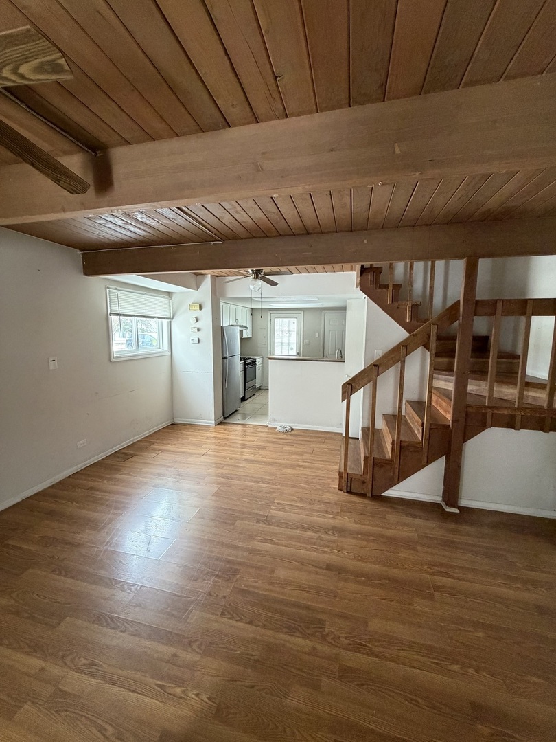 523 MEADOW GREEN Lane, Round Lake Beach, IL 60073