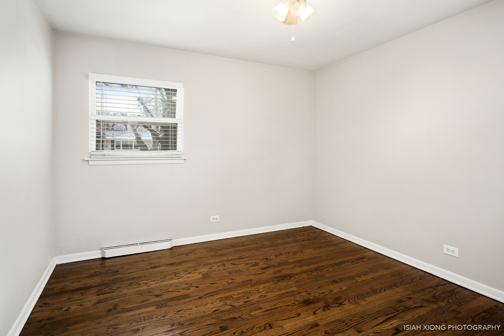 121 Elmwood Drive, Naperville, IL 60540