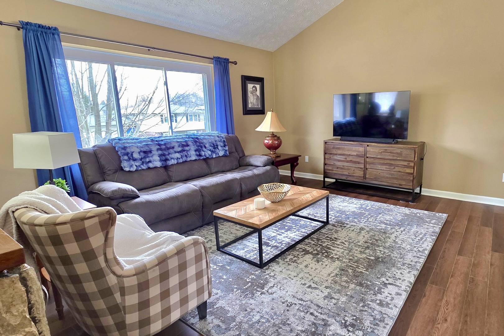 5 Pembrook Circle, Bloomington, IL 61704