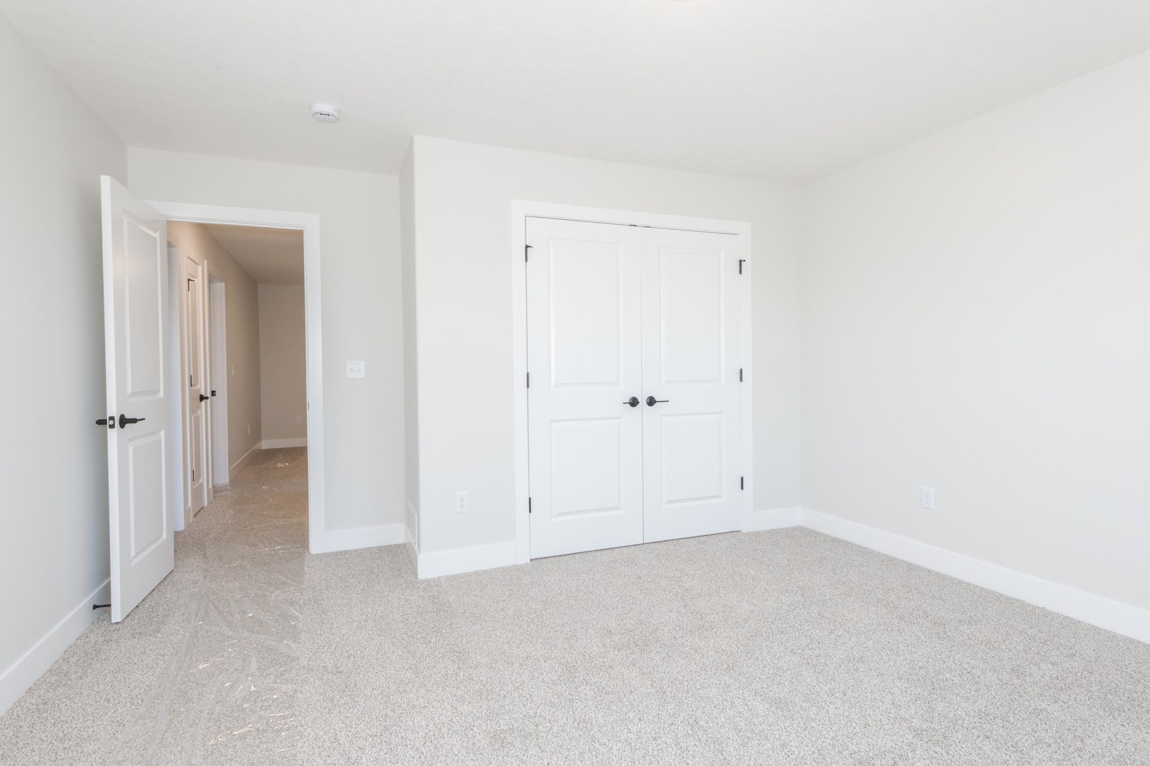 5215 Castlebar Drive, Bloomington, IL 61705