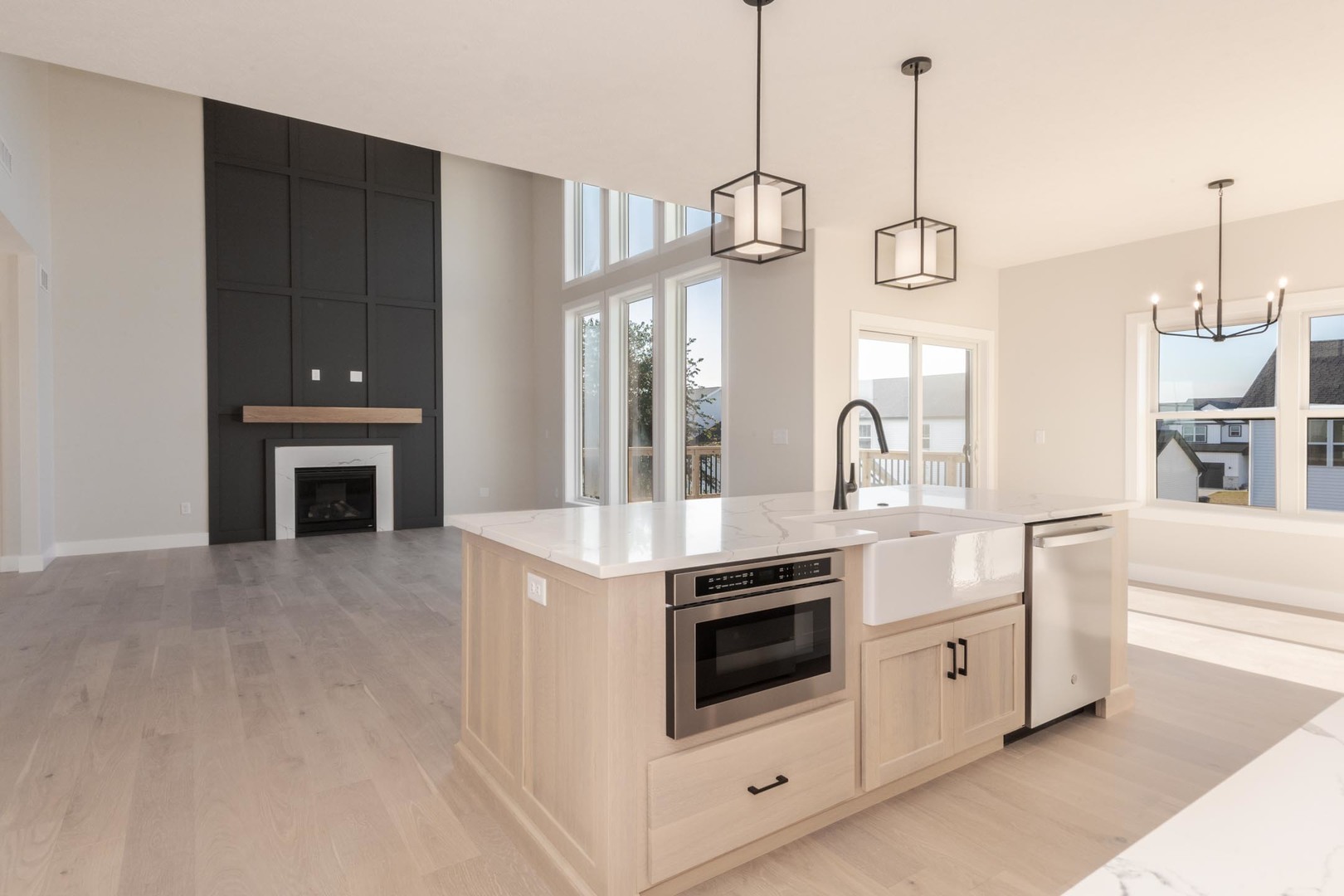 5215 Castlebar Drive, Bloomington, IL 61705