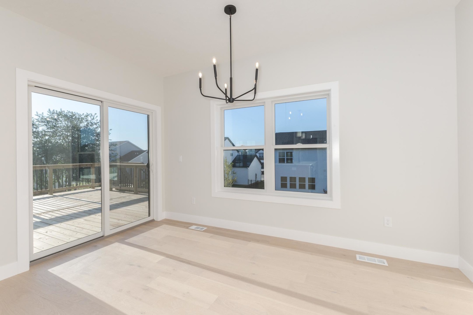 5215 Castlebar Drive, Bloomington, IL 61705