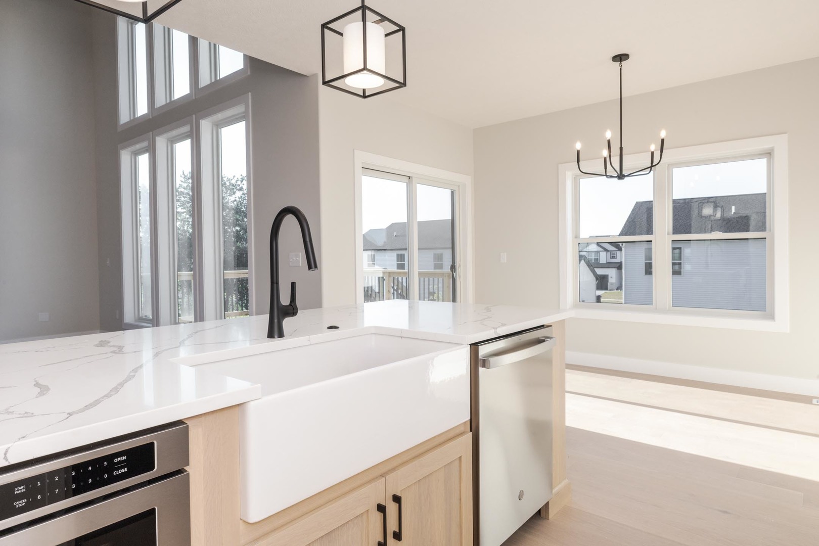 5215 Castlebar Drive, Bloomington, IL 61705