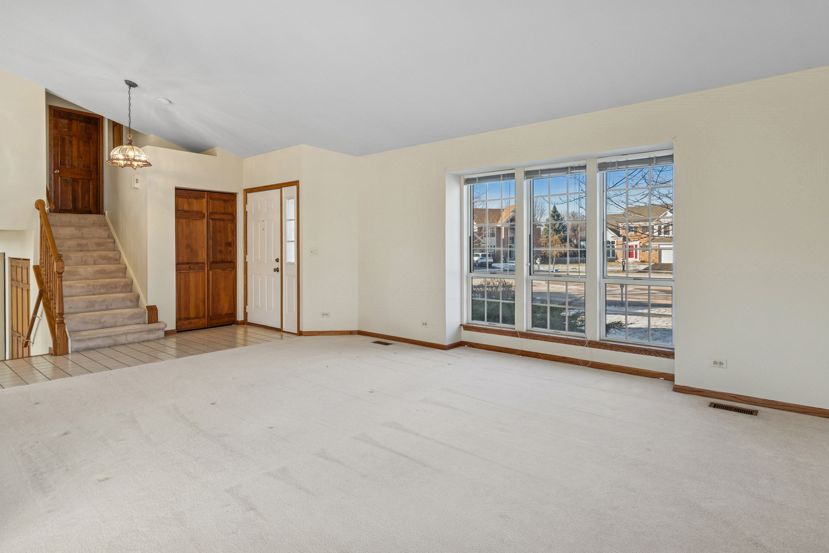 4 Pennsbury Court, Bolingbrook, IL 60440