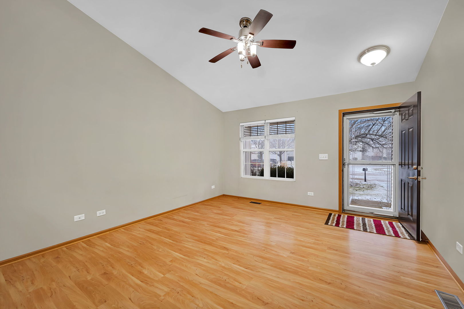 1640 Clover Court, Romeoville, IL 60446