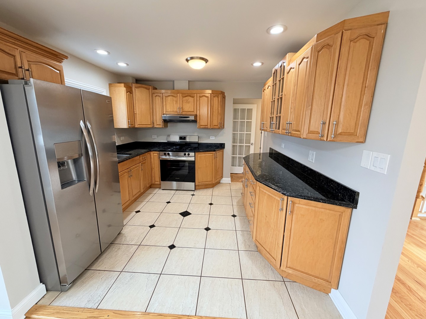 9008 Sycamore Drive, Hickory Hills, IL 60457