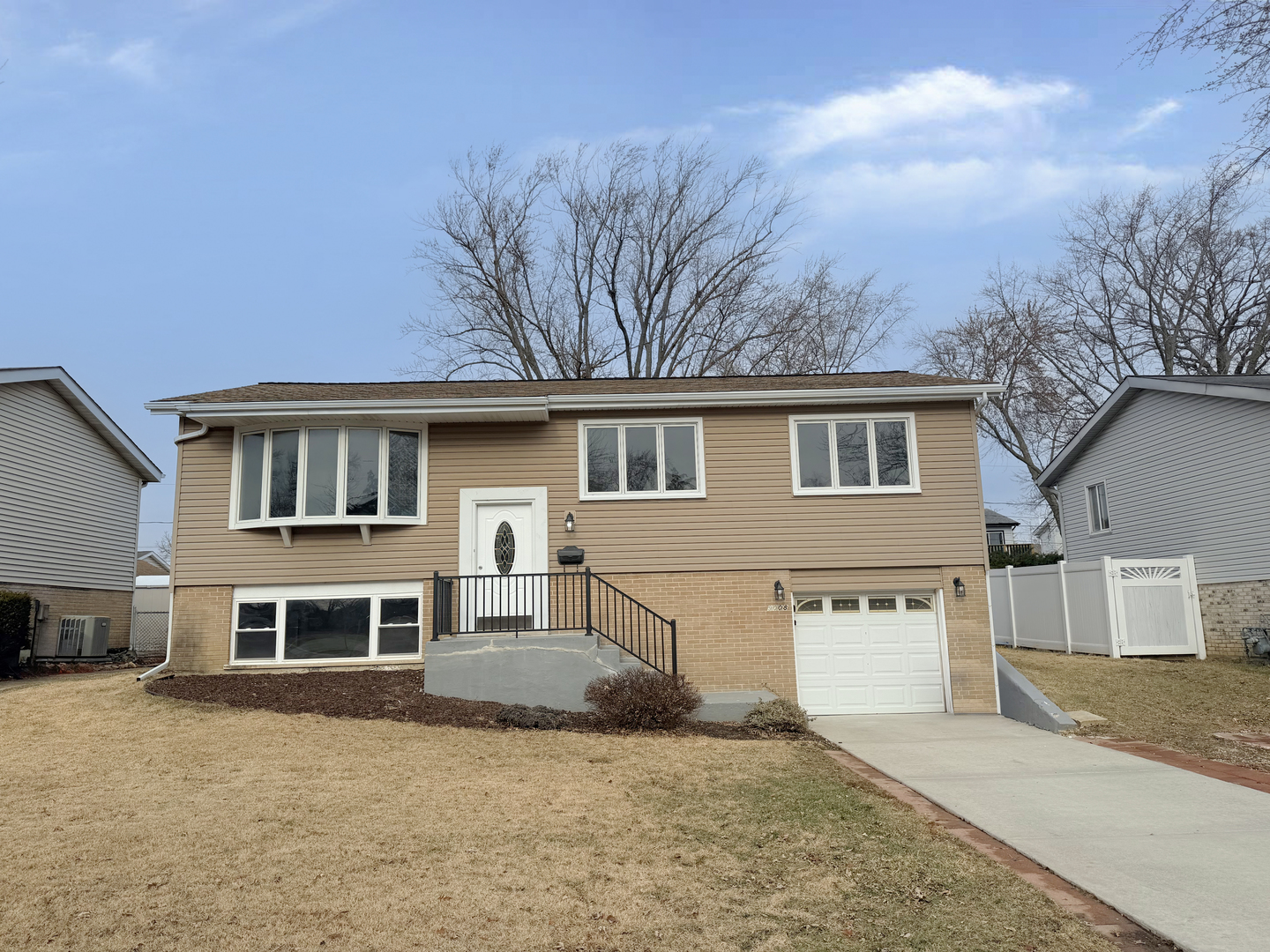 9008 Sycamore Drive, Hickory Hills, IL 60457