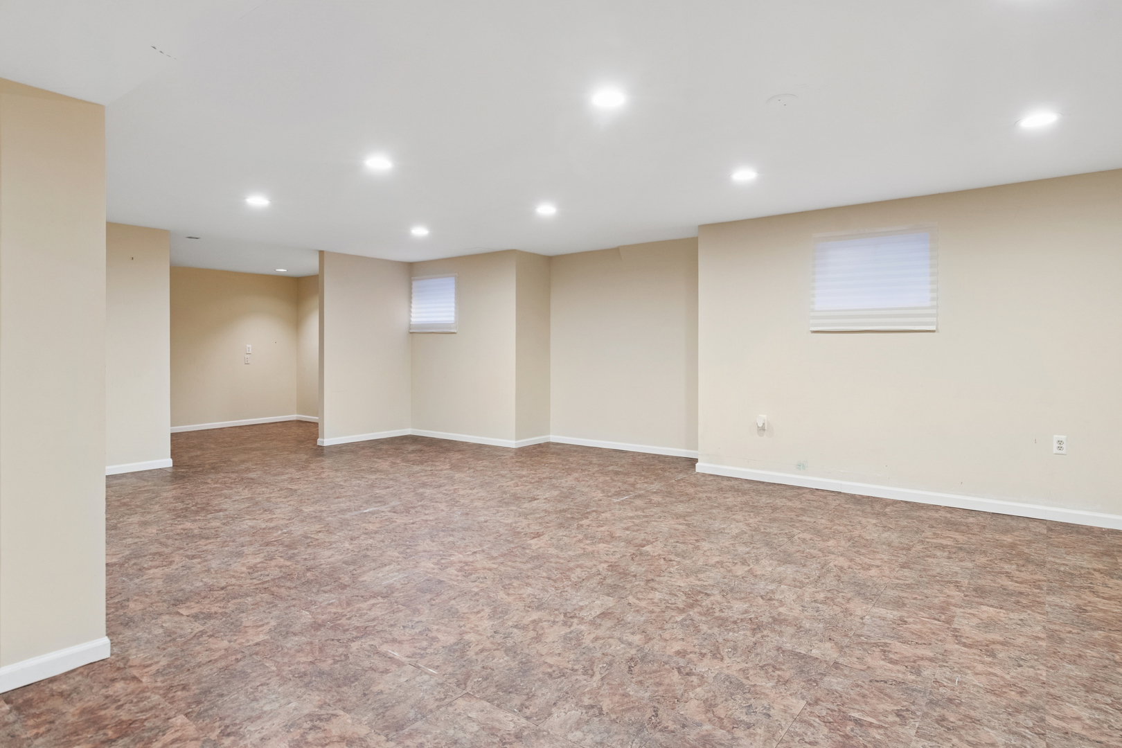 206 Sparrow Lane, Bolingbrook, IL 60490