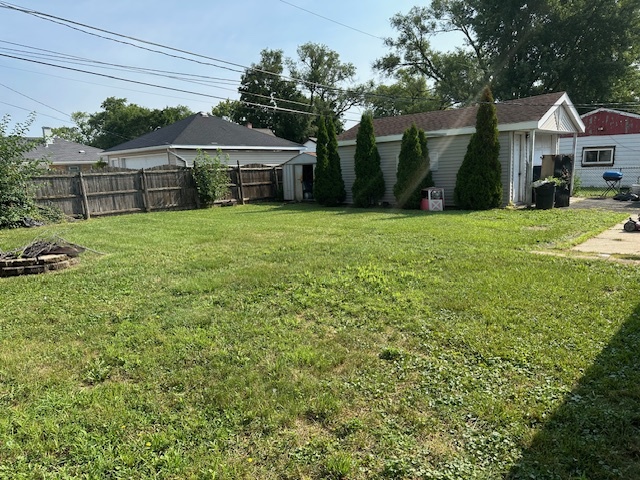 6316 W 83RD Place, Burbank, IL 60459