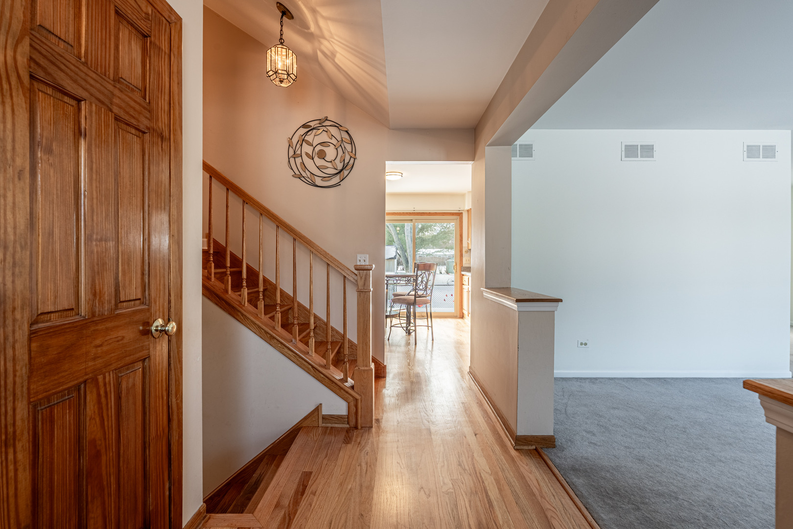 921 Lancaster Avenue, Downers Grove, IL 60516