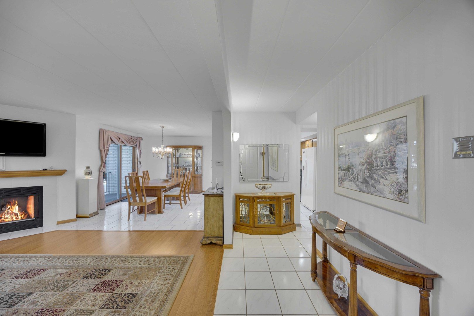 7913 W 157th Street #1E, Orland Park, IL 60462