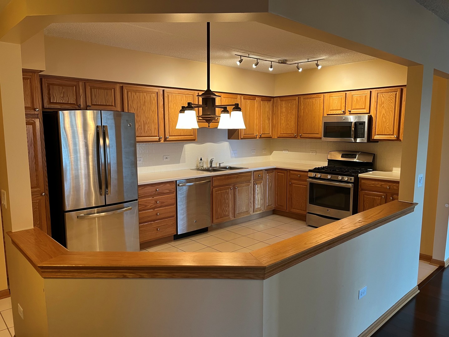 200 W Campbell Street #501, Arlington Heights, IL 60005