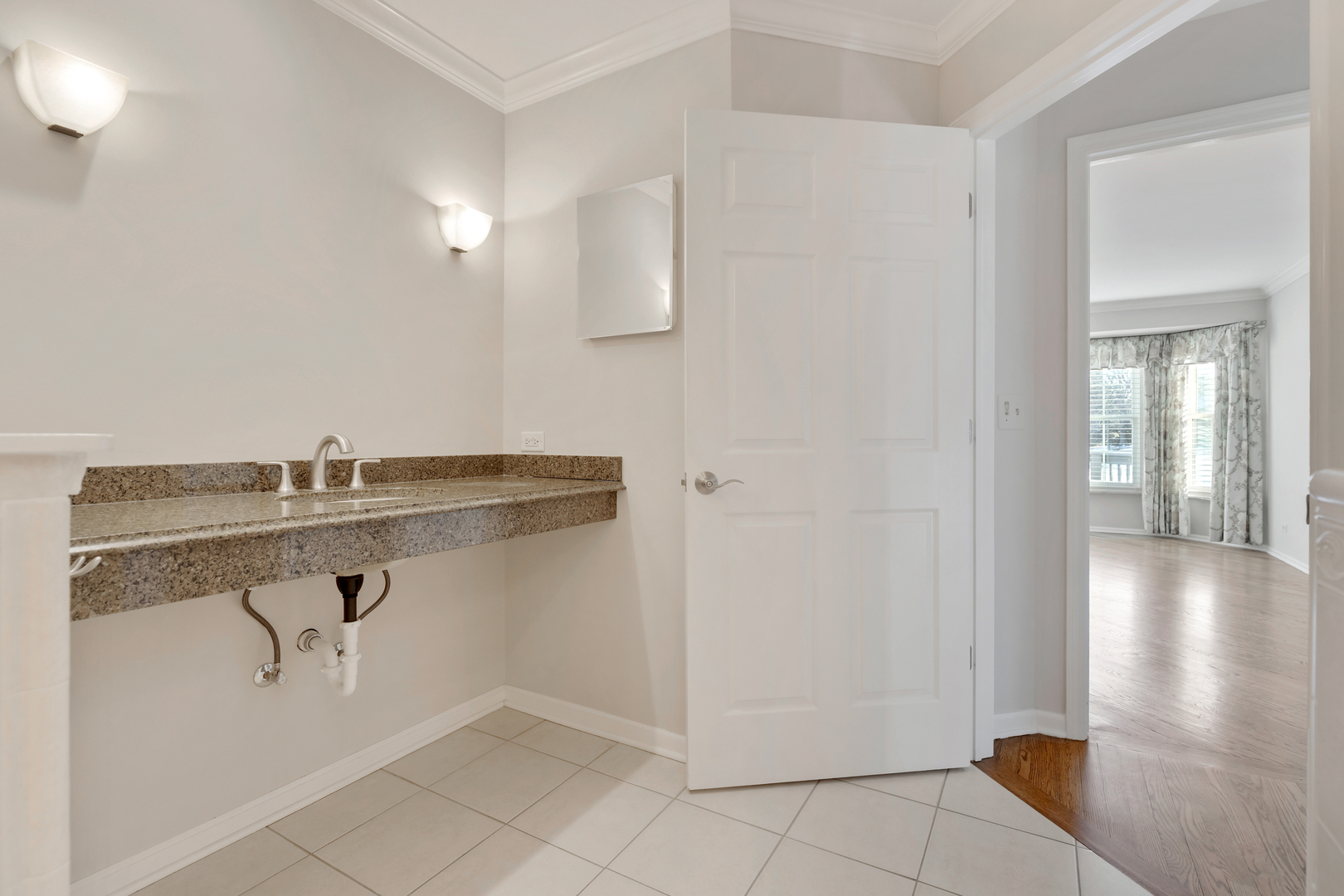 14707 Hollow Tree Road, Orland Park, IL 60462