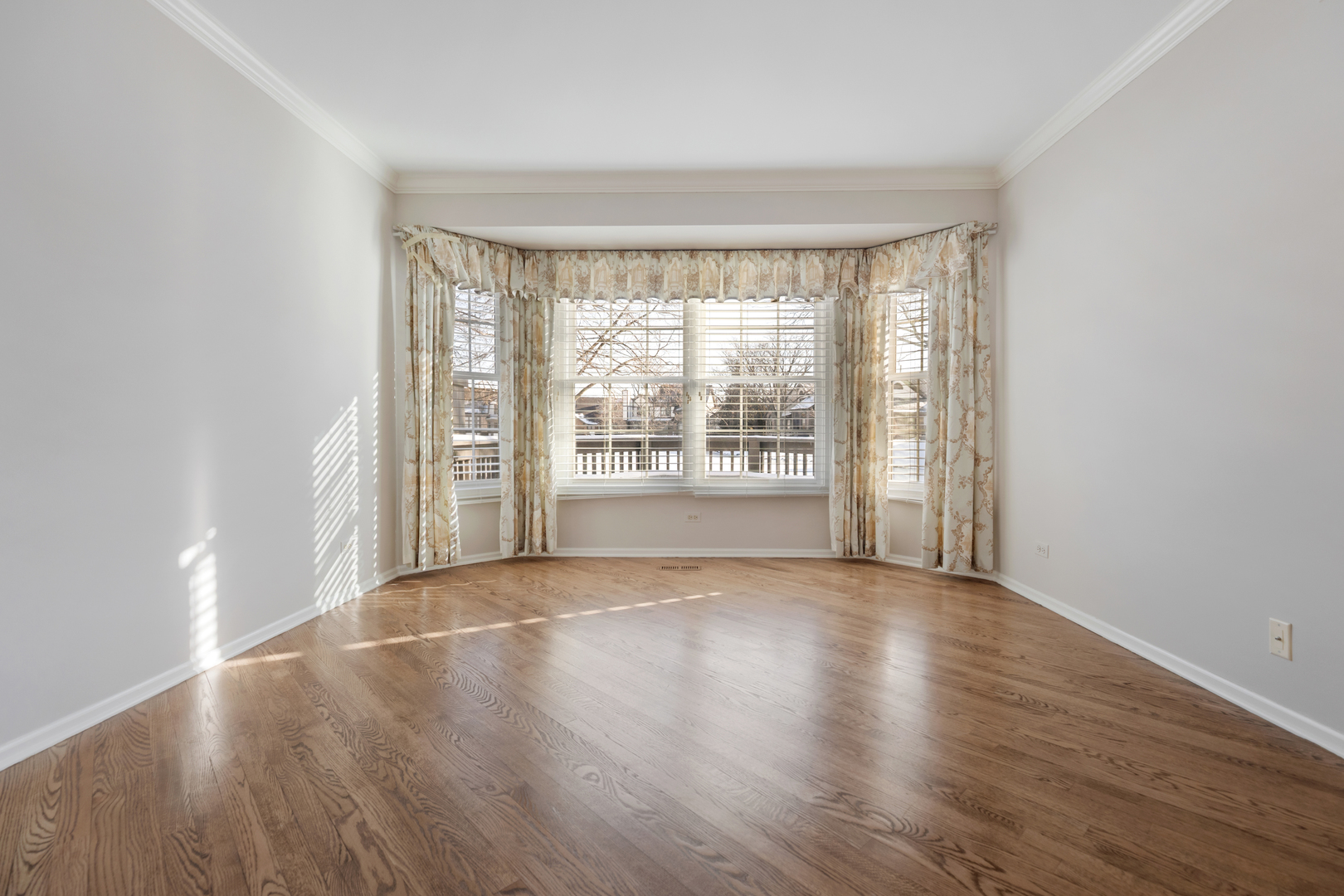 14707 Hollow Tree Road, Orland Park, IL 60462