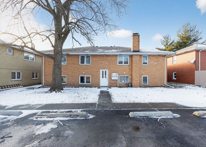 18235 Exchange Avenue, Lansing, IL 60438