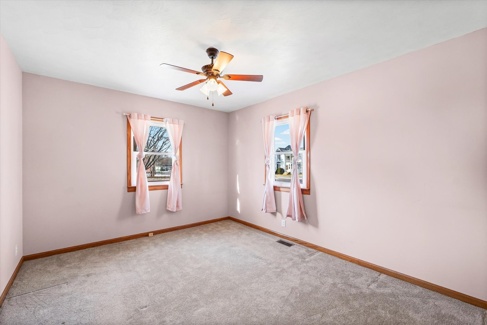 411 E 13th Street, Gibson City, IL 60936