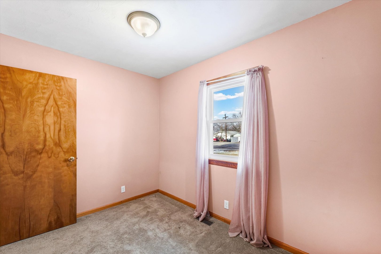 411 E 13th Street, Gibson City, IL 60936