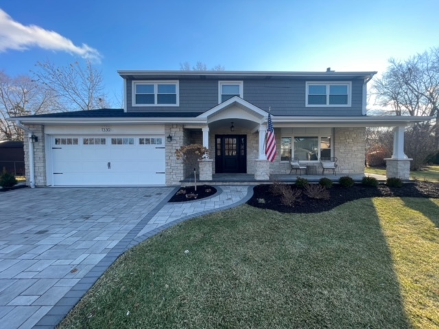 1330 S RIDGE Avenue, Arlington Heights, IL 60005