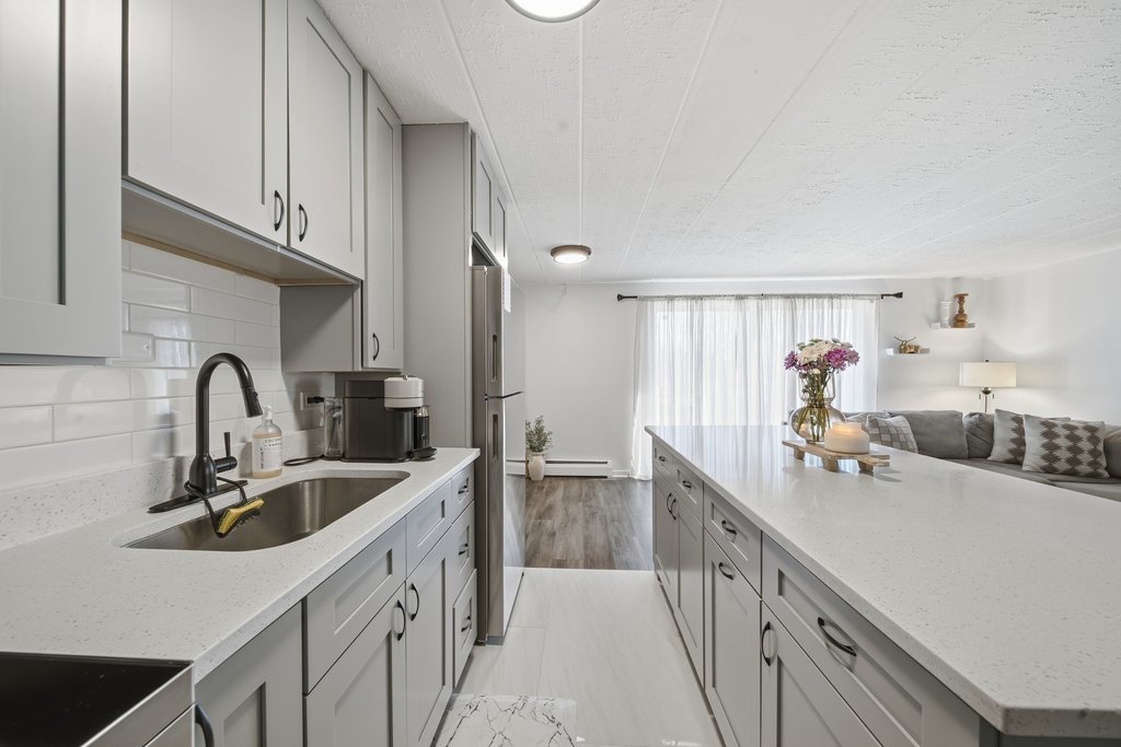 12558 Fairview Avenue #3-A, Blue Island, IL 60406