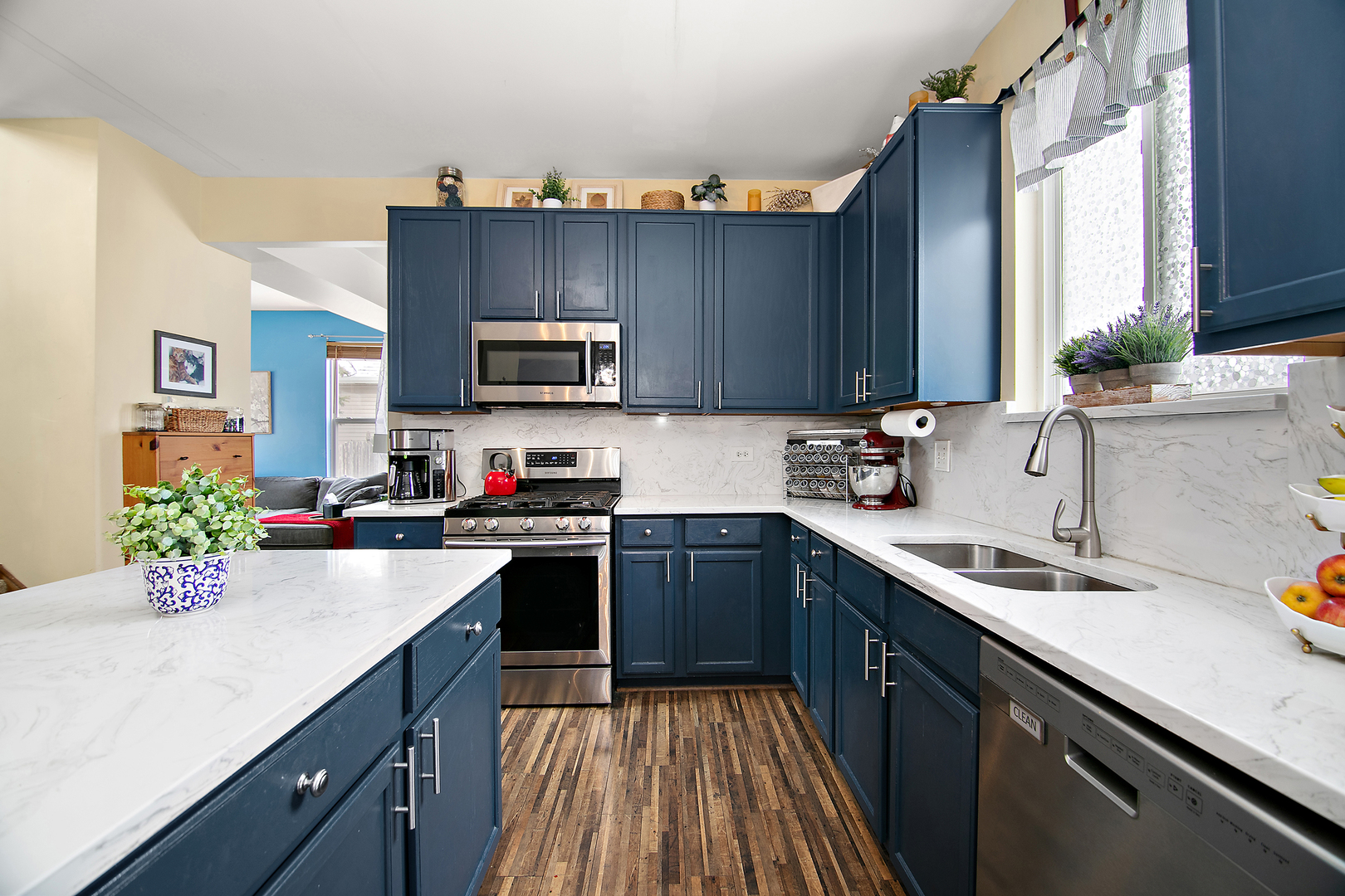 164 S Palmer Drive, Bolingbrook, IL 60490