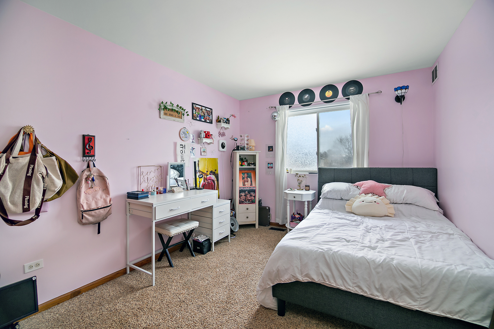 164 S Palmer Drive, Bolingbrook, IL 60490