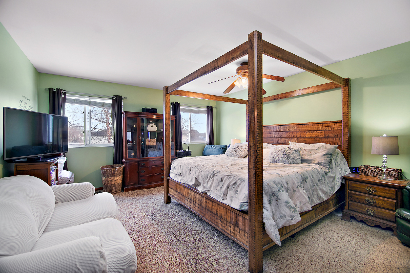 164 S Palmer Drive, Bolingbrook, IL 60490